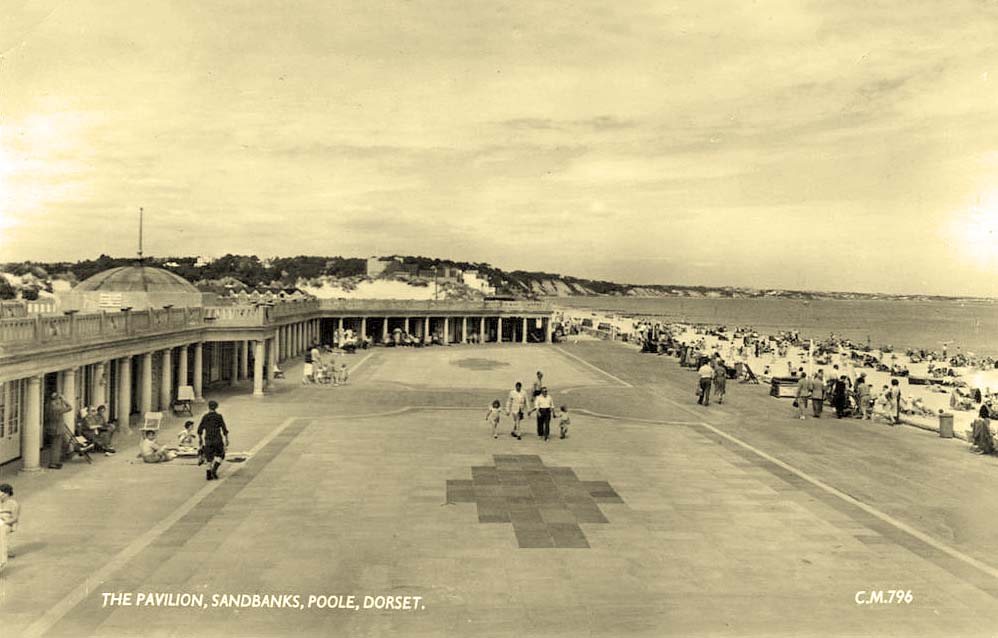 Poole. The Pavilion, sandbanks