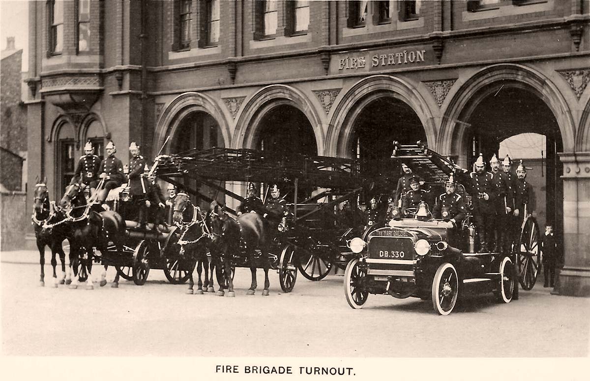 Stockport. Fire Brigade Turnout, 1915