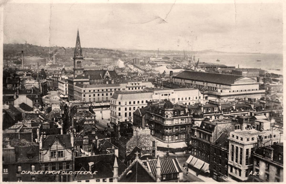 Dundee from Old Steeple, 1946