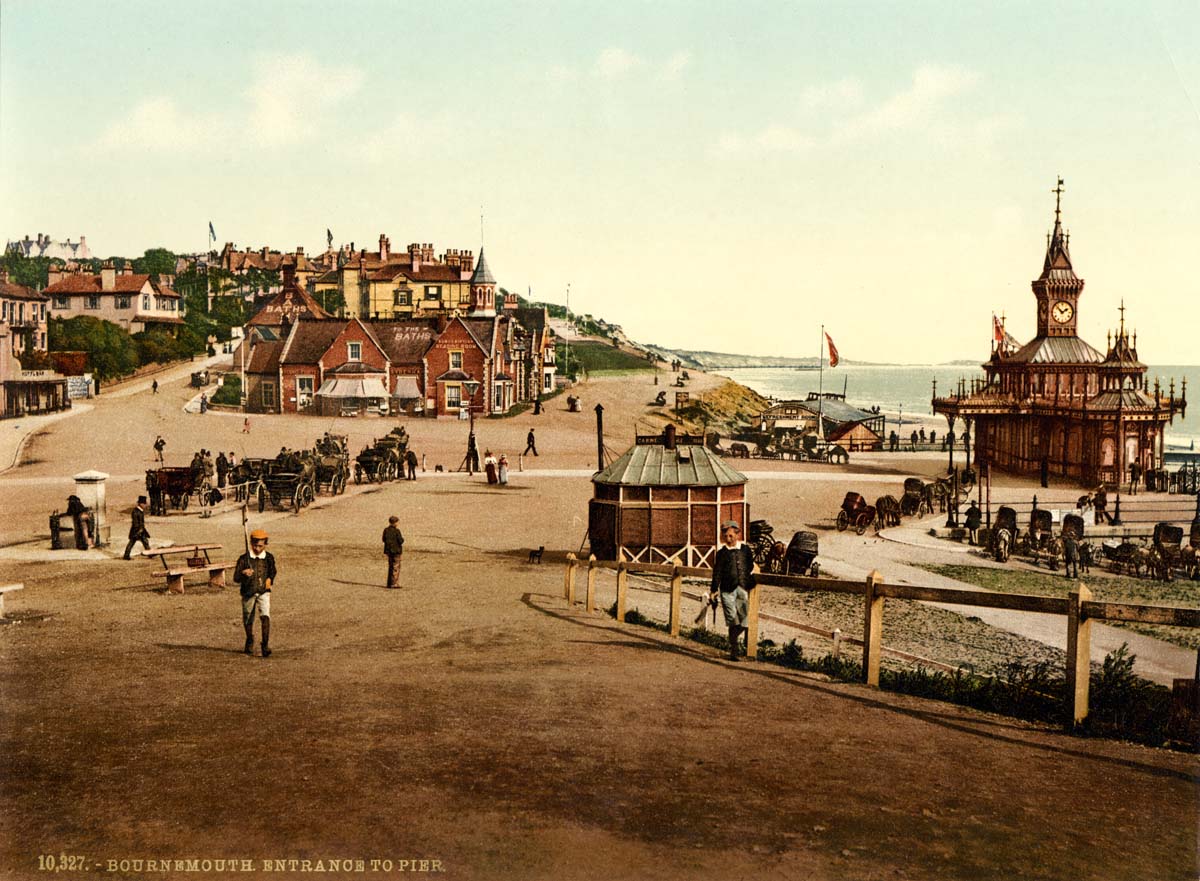 Bournemouth. Entrance to the pier, circa 1890