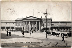 Huddersfield. Railway Station and Statue of Sir Robert Peel
