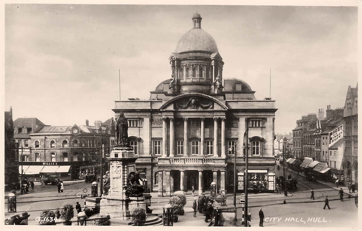 Kingston upon Hull. City Hall, circa 1950