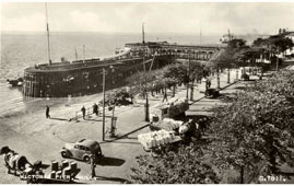 Kingston upon Hull. Victoria Pier, 1954