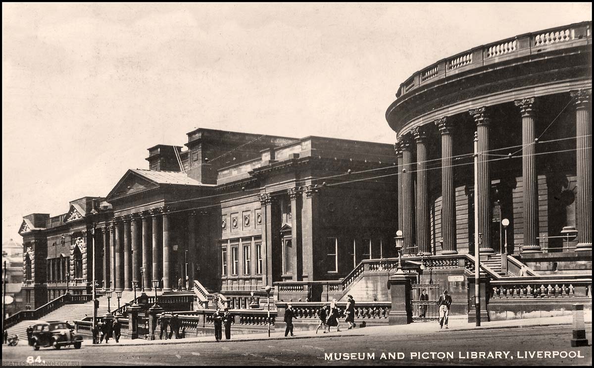 Liverpool. Museum and Picton Library, 1949
