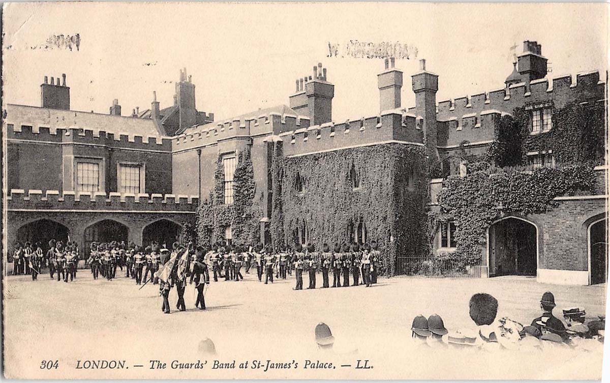 London. Guards Band at St James's Palace