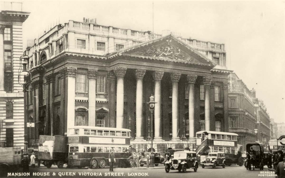 London. Mansion House and Queen Victoria Street