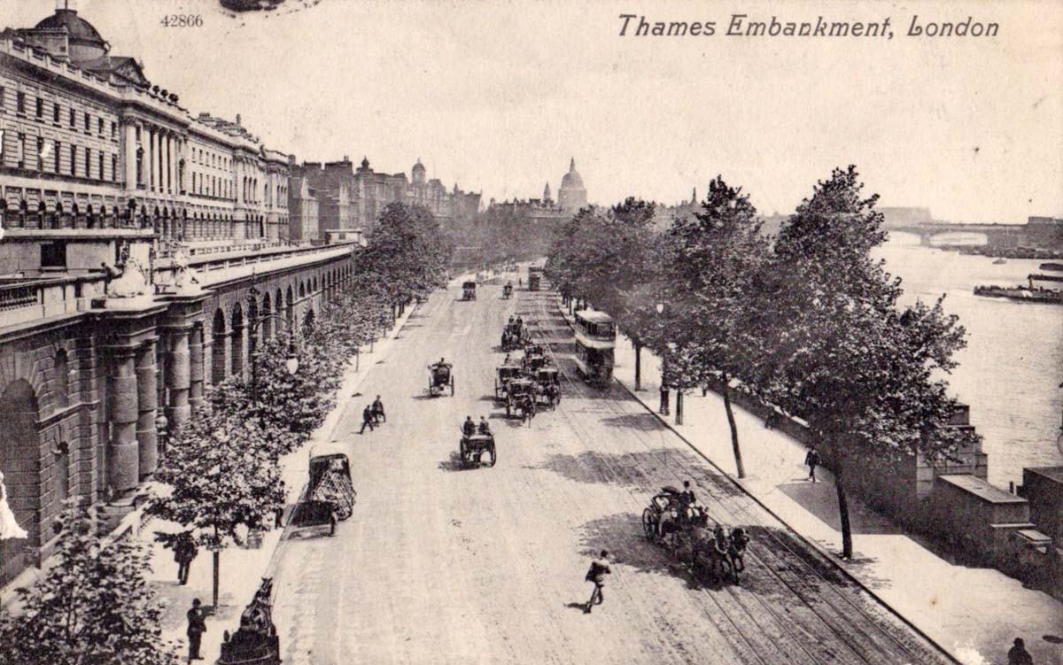 London. Thames embankment, 1909