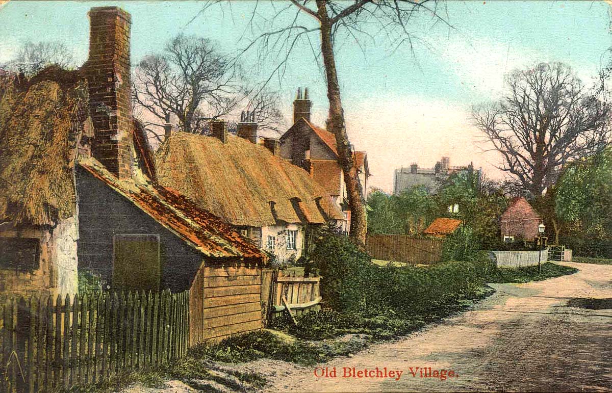 Milton Keynes. Bletchley - Old Village, Church Green Road