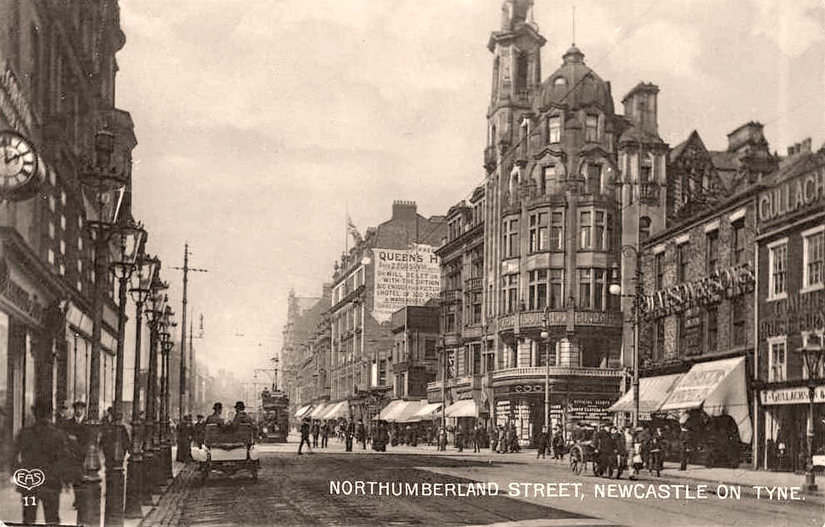 Newcastle upon Tyne. Northumberland Street, 1920