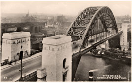 Newcastle upon Tyne. Tyne Bridge