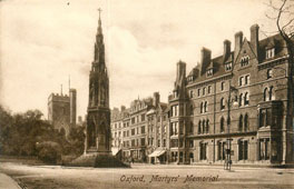 Oxford. Martyrs' Memorial