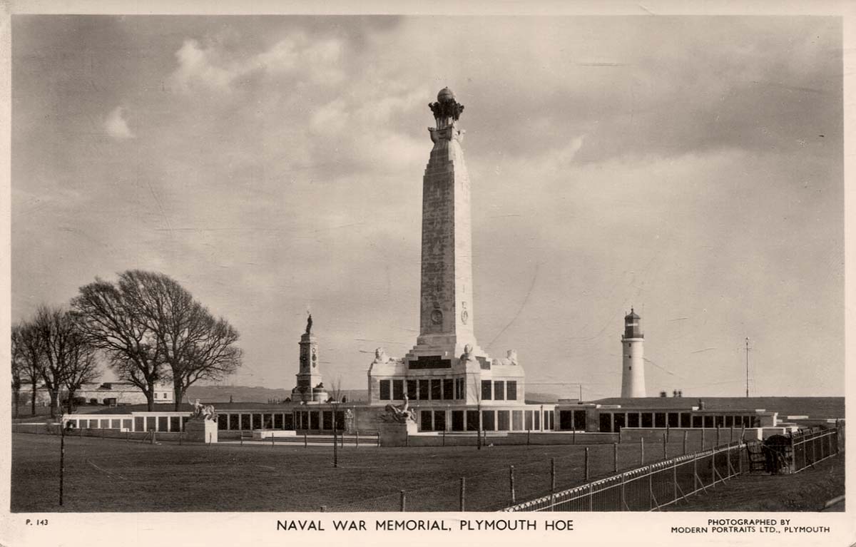 Plymouth. Hoe and Naval War Memorial