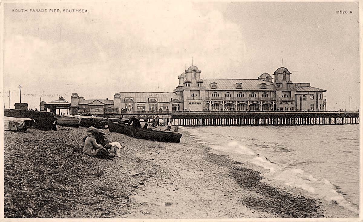 Portsmouth. Southsea, South Parade Pier, 1928