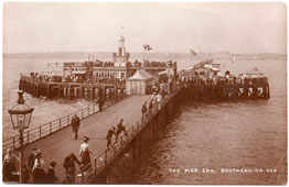Southend-on-Sea. Pier end, 1936