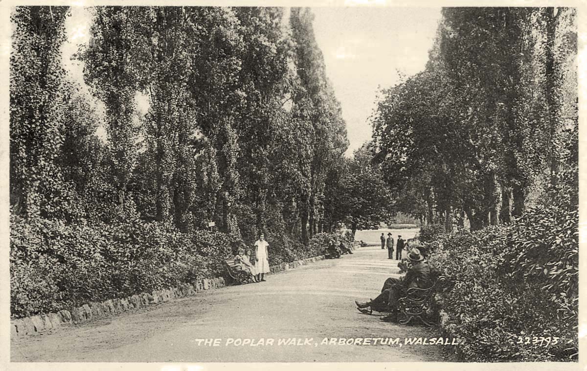 Walsall. The Arboretum - The Poplar Walk