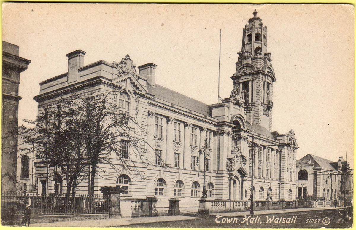 Walsall. Town Hall, between 1910-1920